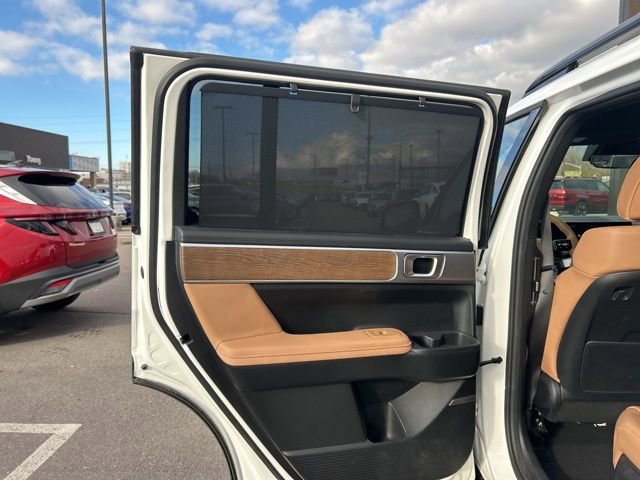 Used 2025 Hyundai Santa Fe Limited image 24