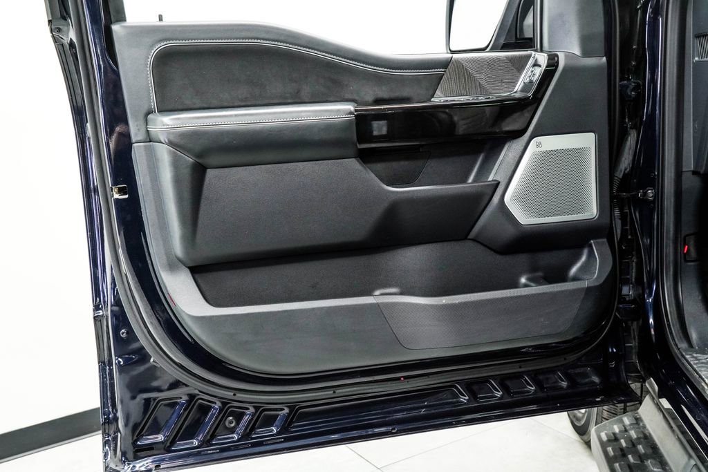 Used 2022 Ford F150 Lightning Platinum image 39