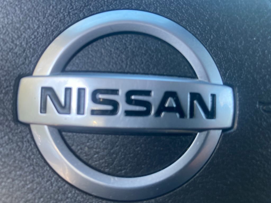 Used 2021 Nissan Rogue SV image 25