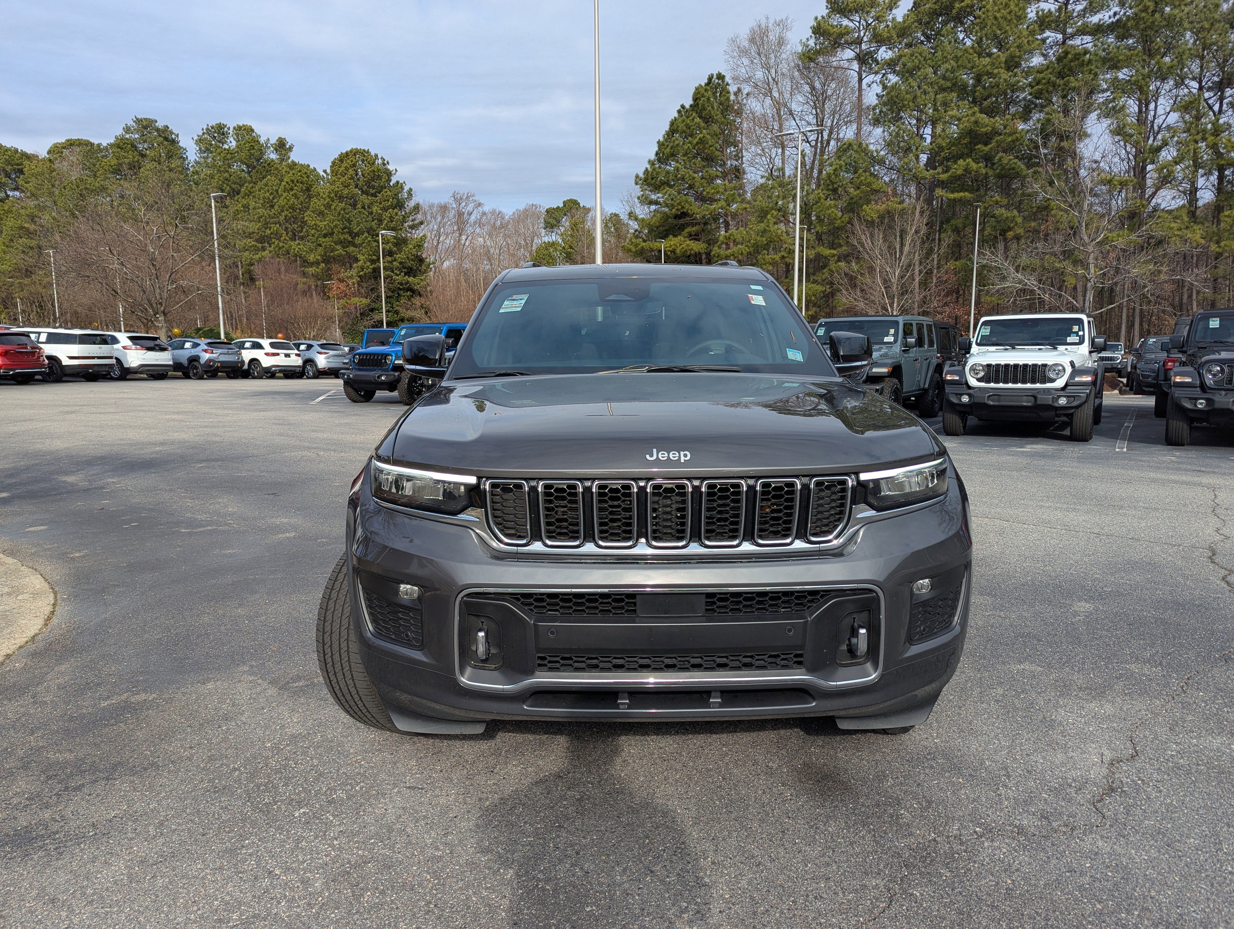 Certified 2024 Jeep Grand Cherokee L Overland w/ Trailer Tow Package image 2