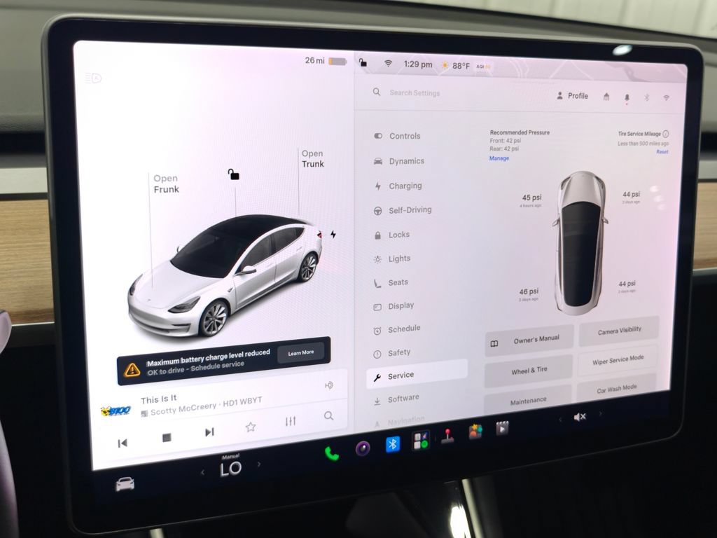 Used 2020 Tesla Model 3 Standard Range RWD image 46