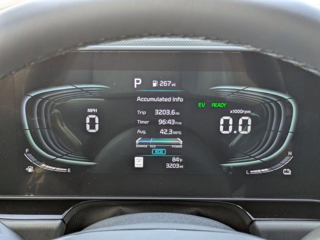Used 2025 Kia Niro EX Touring image 28