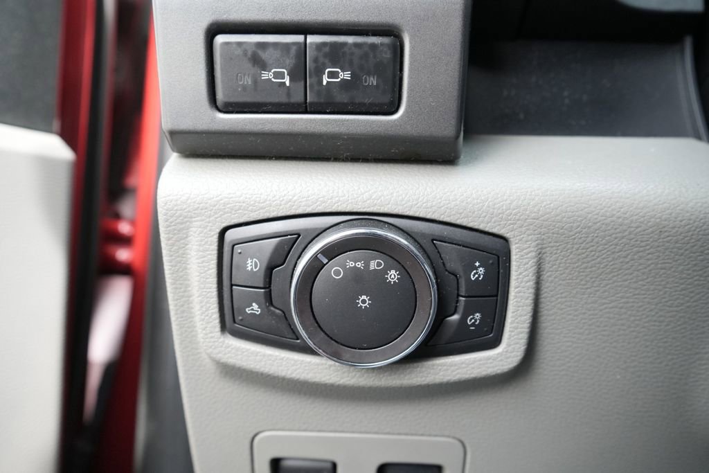 Used 2018 Ford F150 XLT w/ Equipment Group 302A Luxury image 28