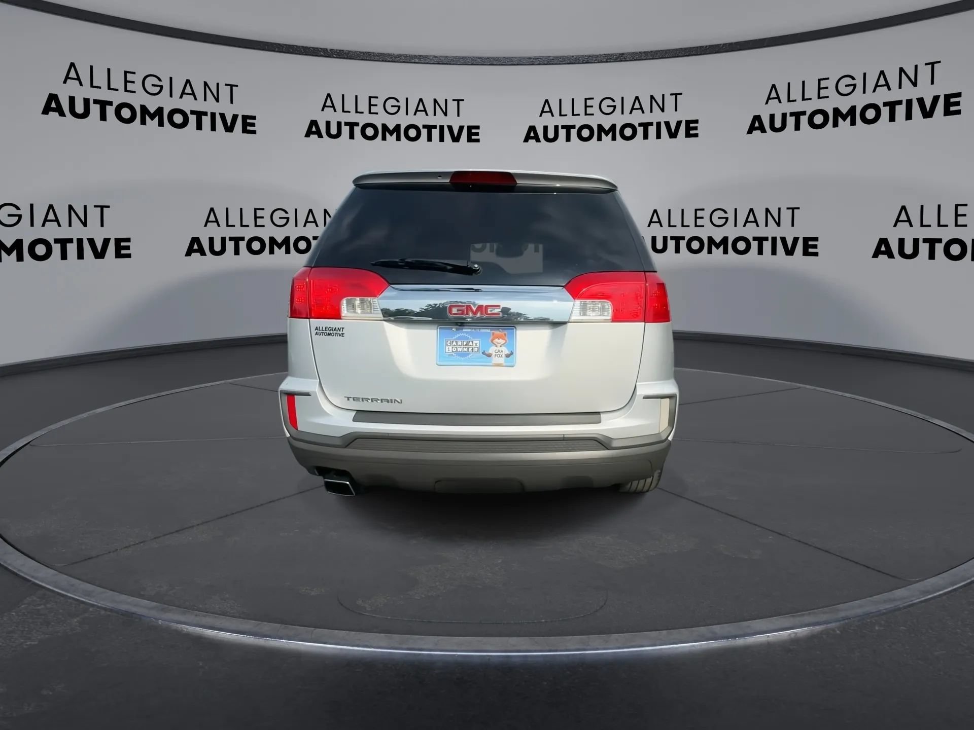 Used 2017 GMC Terrain SLE FWD image 9