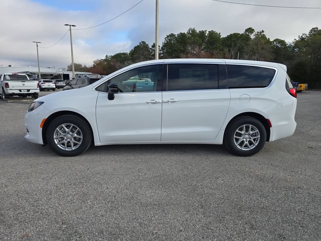 New 2026 Chrysler Voyager LX FWD image 6