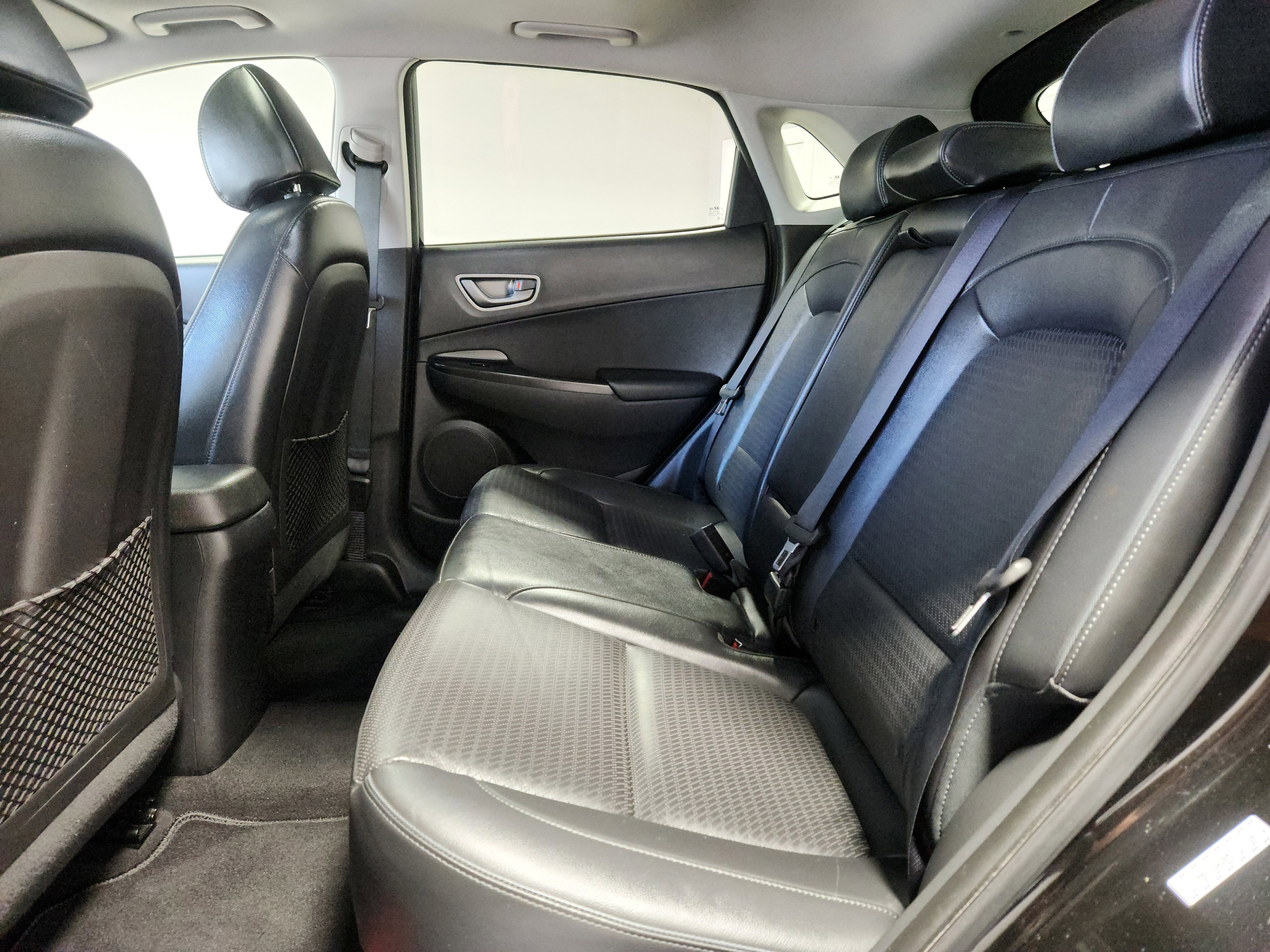 Used 2021 Hyundai Kona Limited FWD image 13