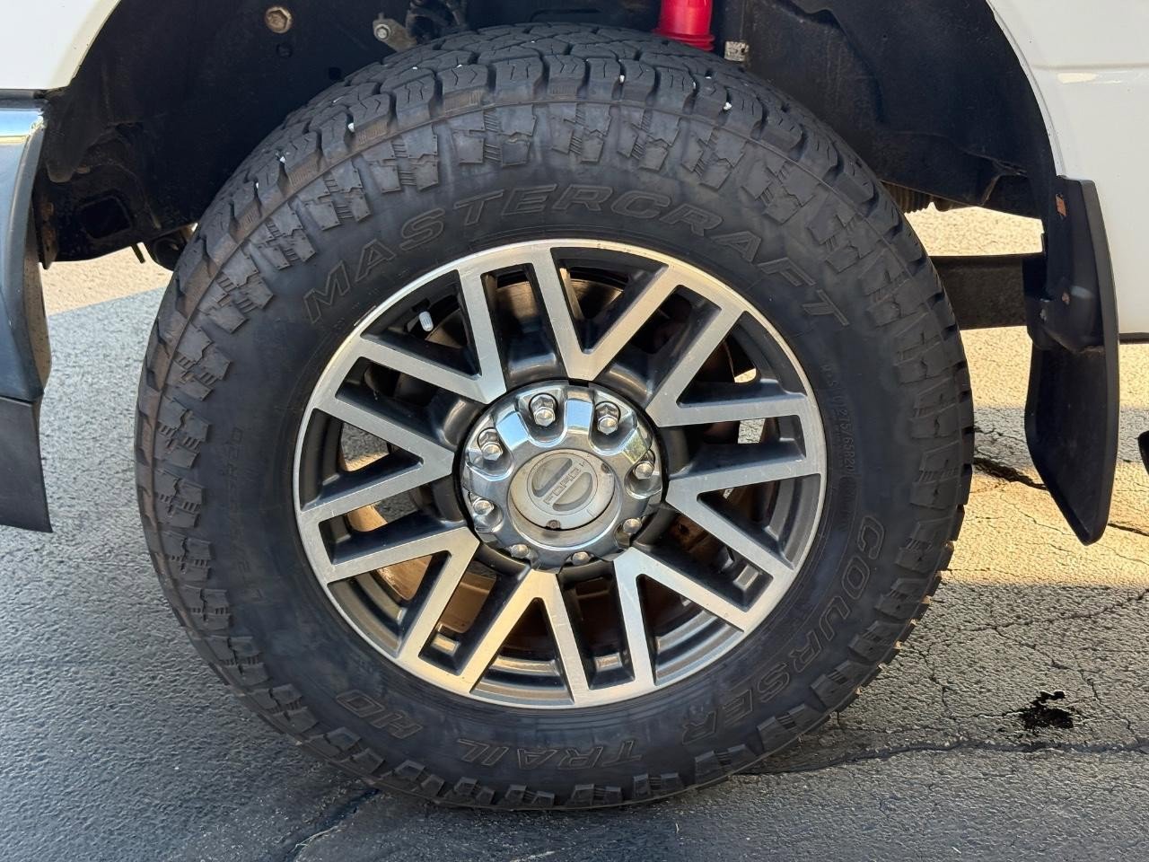 Used 2017 Ford F350 Lariat w/ Lariat Value Package image 8