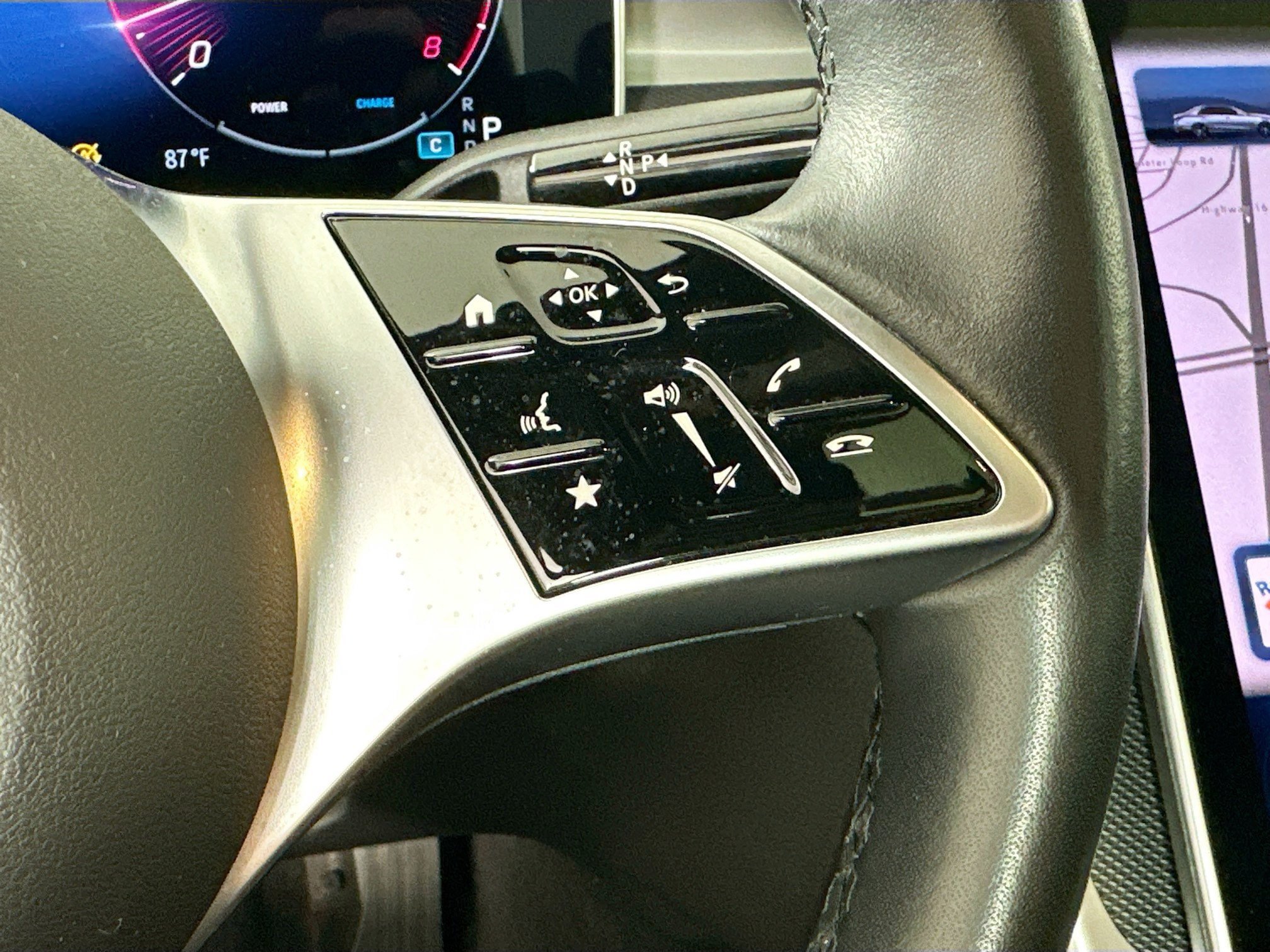Certified 2024 Mercedes-Benz C 300 4MATIC Sedan image 13