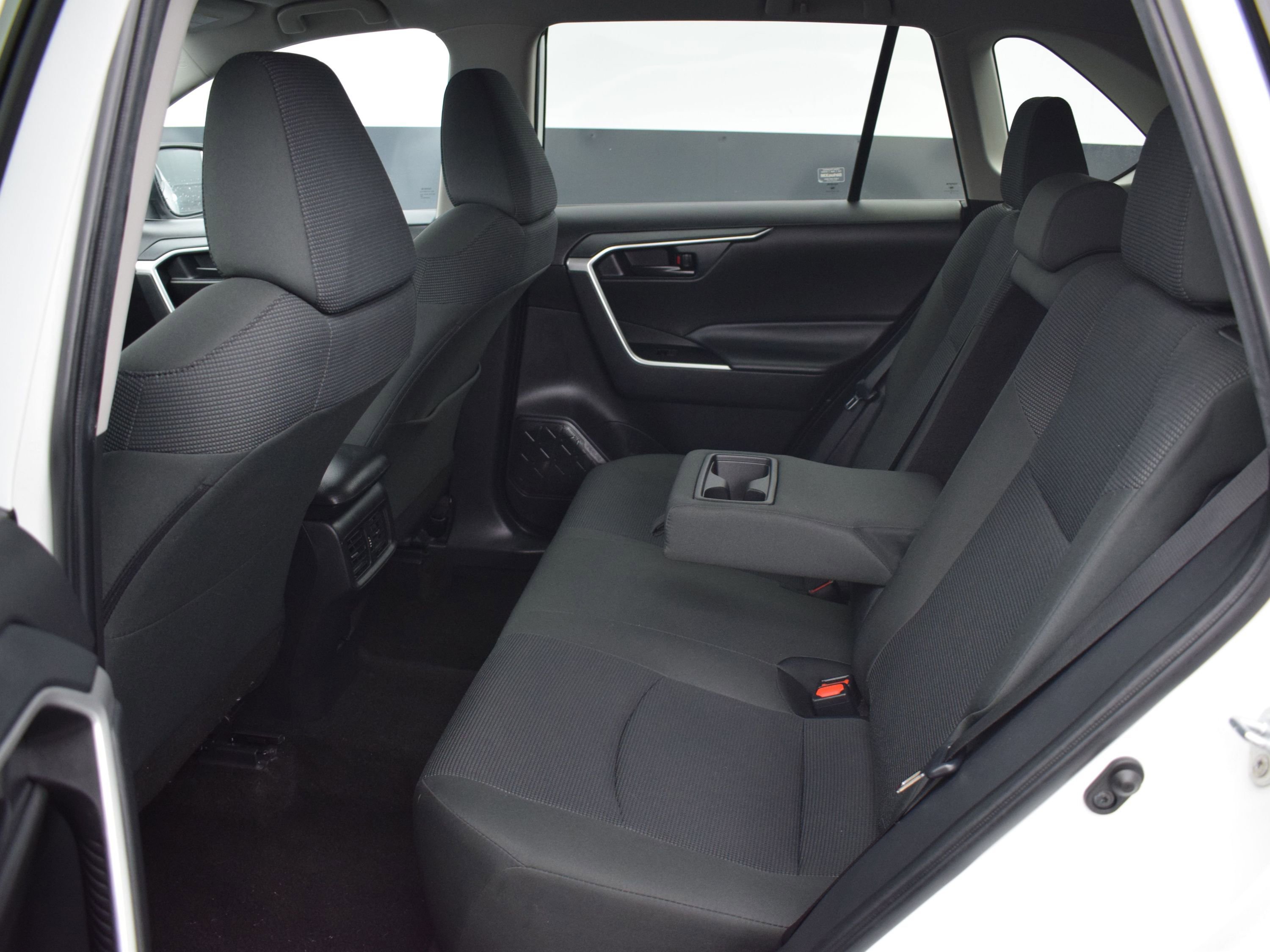 Used 2024 Toyota RAV4 LE image 12