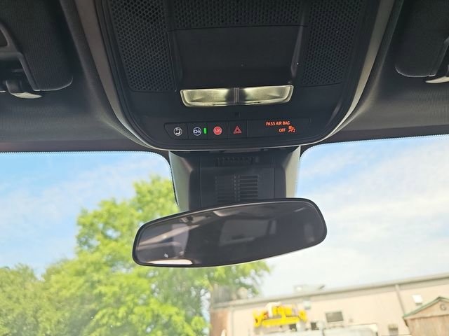 Used 2025 Chevrolet Equinox LT FWD image 33