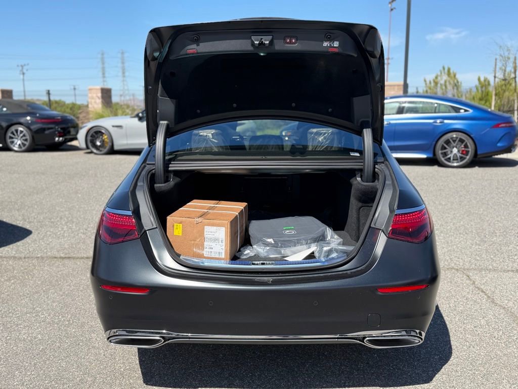 New 2026 Mercedes-Benz S 580e 4MATIC Sedan image 13