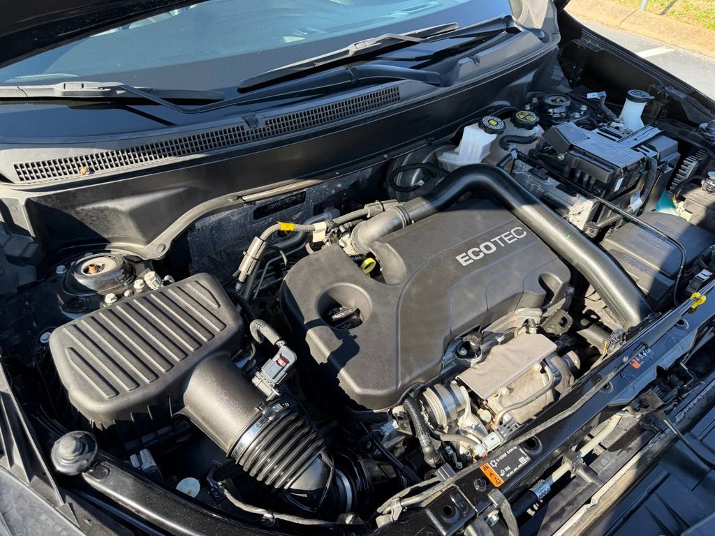 Used 2022 Chevrolet Equinox RS w/ LPO, Floor Liner Package image 39