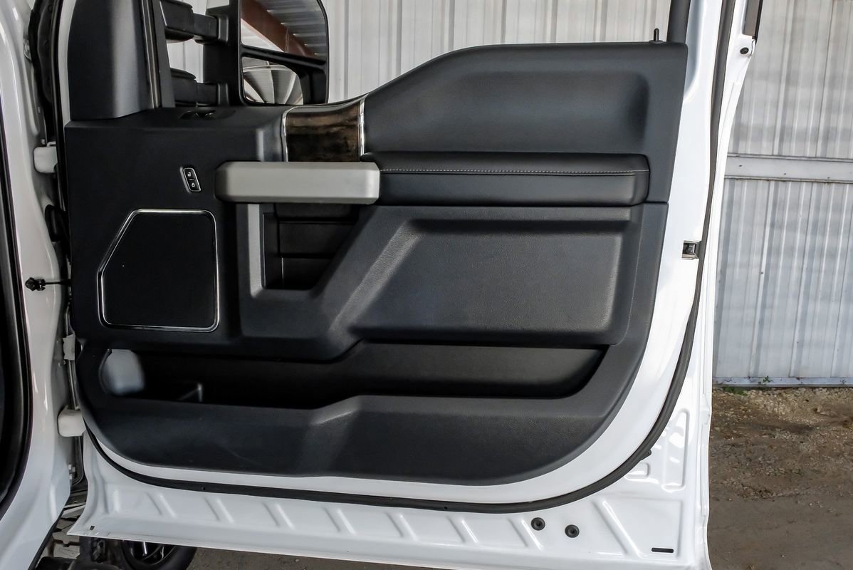 Used 2022 Ford F250 Lariat w/ Lariat Value Package AWD/4WD image 46