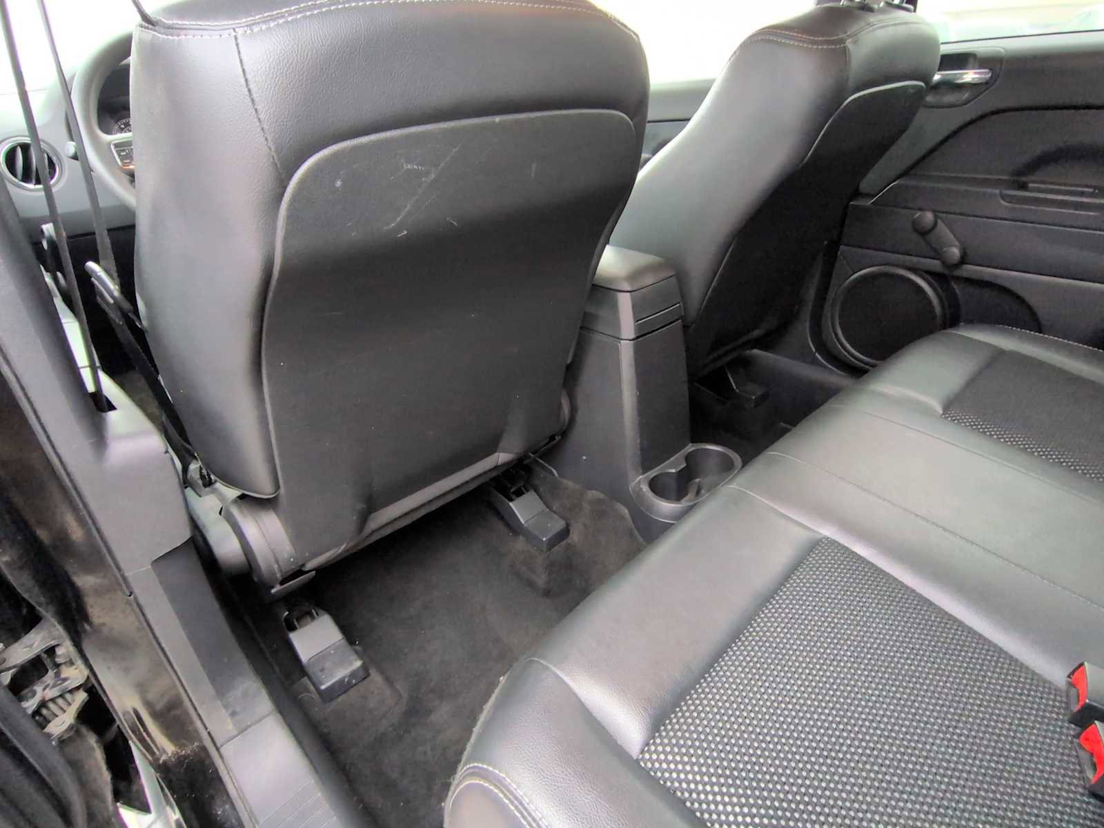 Used 2015 Jeep Compass Sport image 15