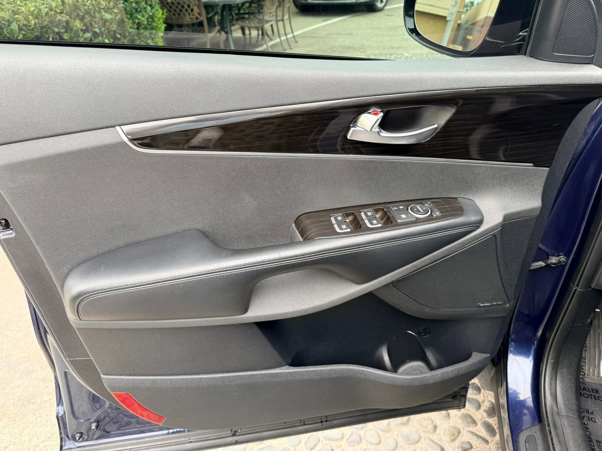 Used 2019 Kia Sorento EX w/ EX Touring Package image 12