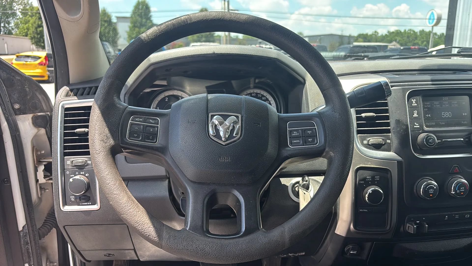 Used 2018 RAM 2500 SLT AWD/4WD image 21