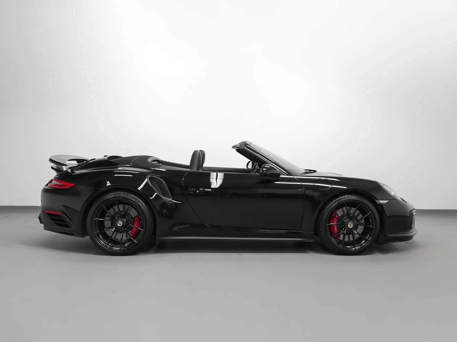 Used 2018 Porsche 911 Turbo AWD/4WD image 15