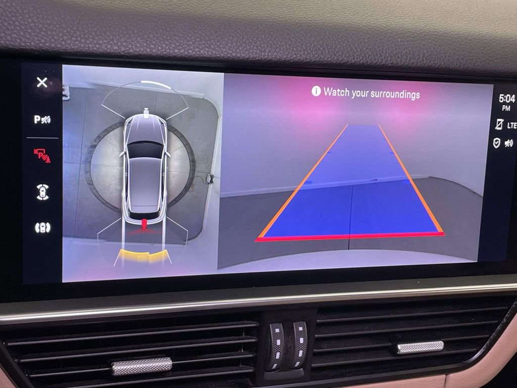 Certified 2023 Porsche Cayenne image 32