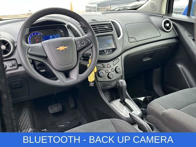 Used 2016 Chevrolet Trax LS image 2