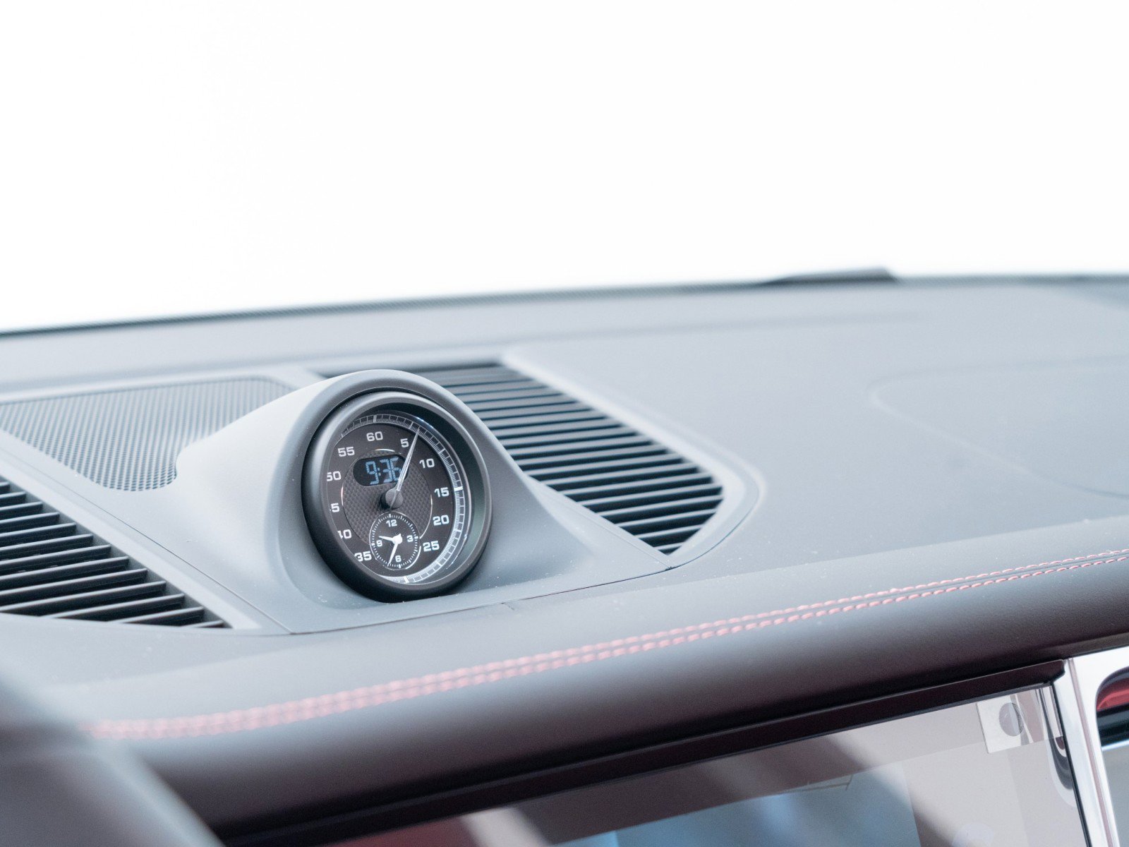 New 2026 Porsche Macan S image 26