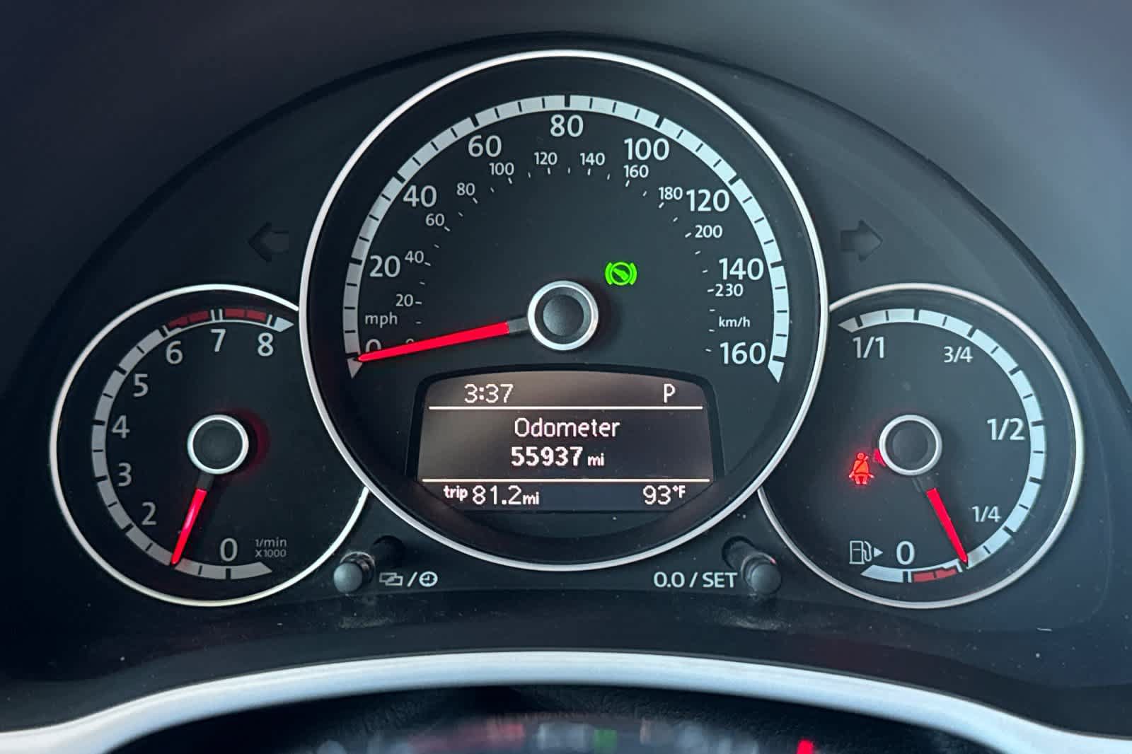 Used 2014 Volkswagen Beetle R-Line FWD image 24
