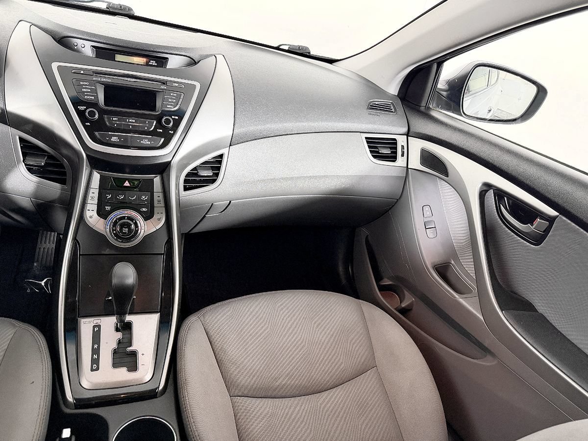 Used 2013 Hyundai Elantra GLS w/ Preferred Pkg FWD image 48