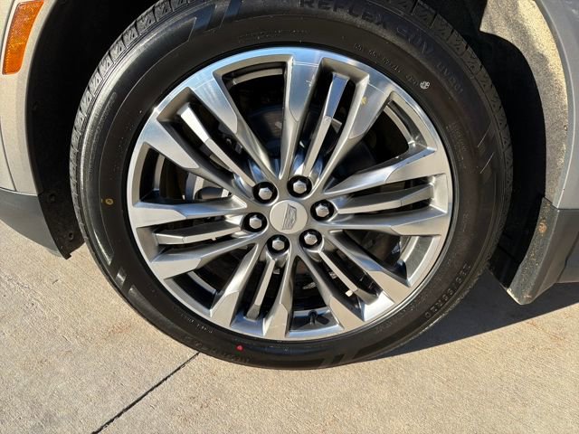 Used 2017 Cadillac XT5 Premium Luxury image 29