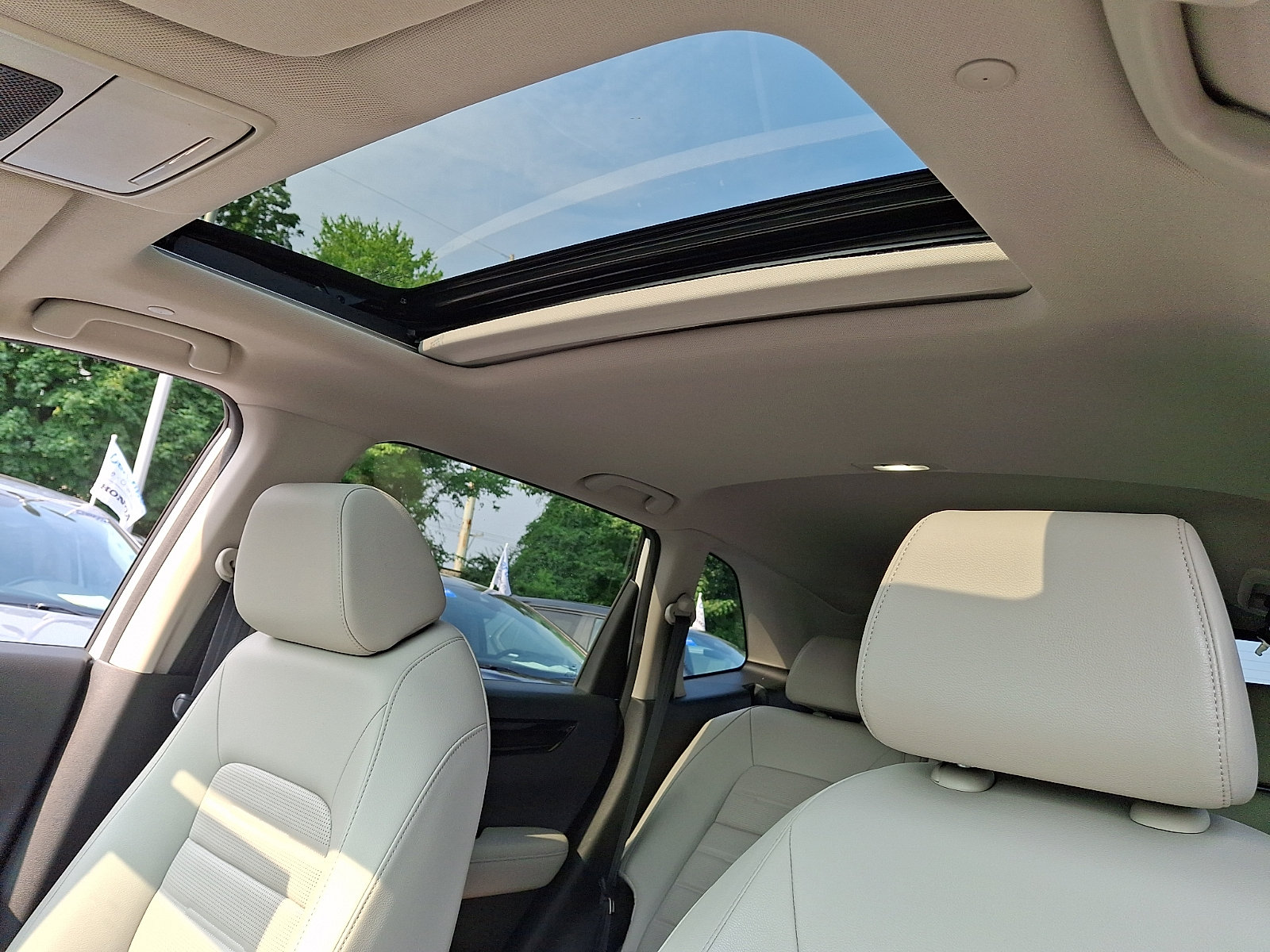 Used 2024 Honda CR-V EX-L image 13