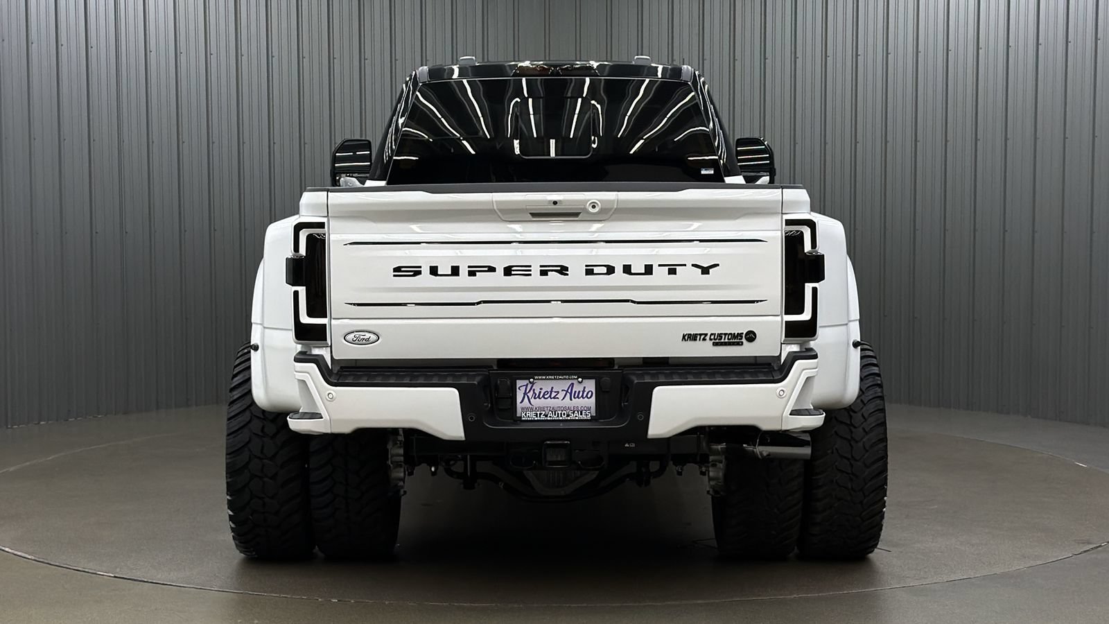 Used 2026 Ford F450 Platinum w/ FX4 Off-Road Package AWD/4WD image 4