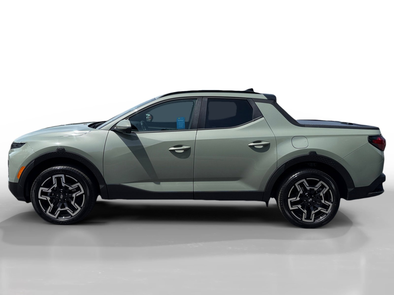 Certified 2026 Hyundai Santa Cruz Limited AWD/4WD image 2