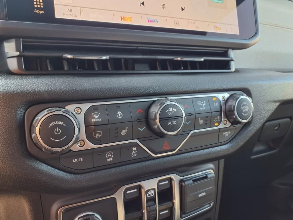 New 2025 Jeep Wrangler Willys image 7