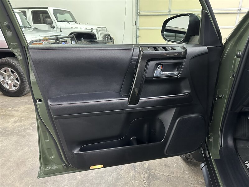 Used 2020 Toyota 4Runner TRD Pro AWD/4WD image 29