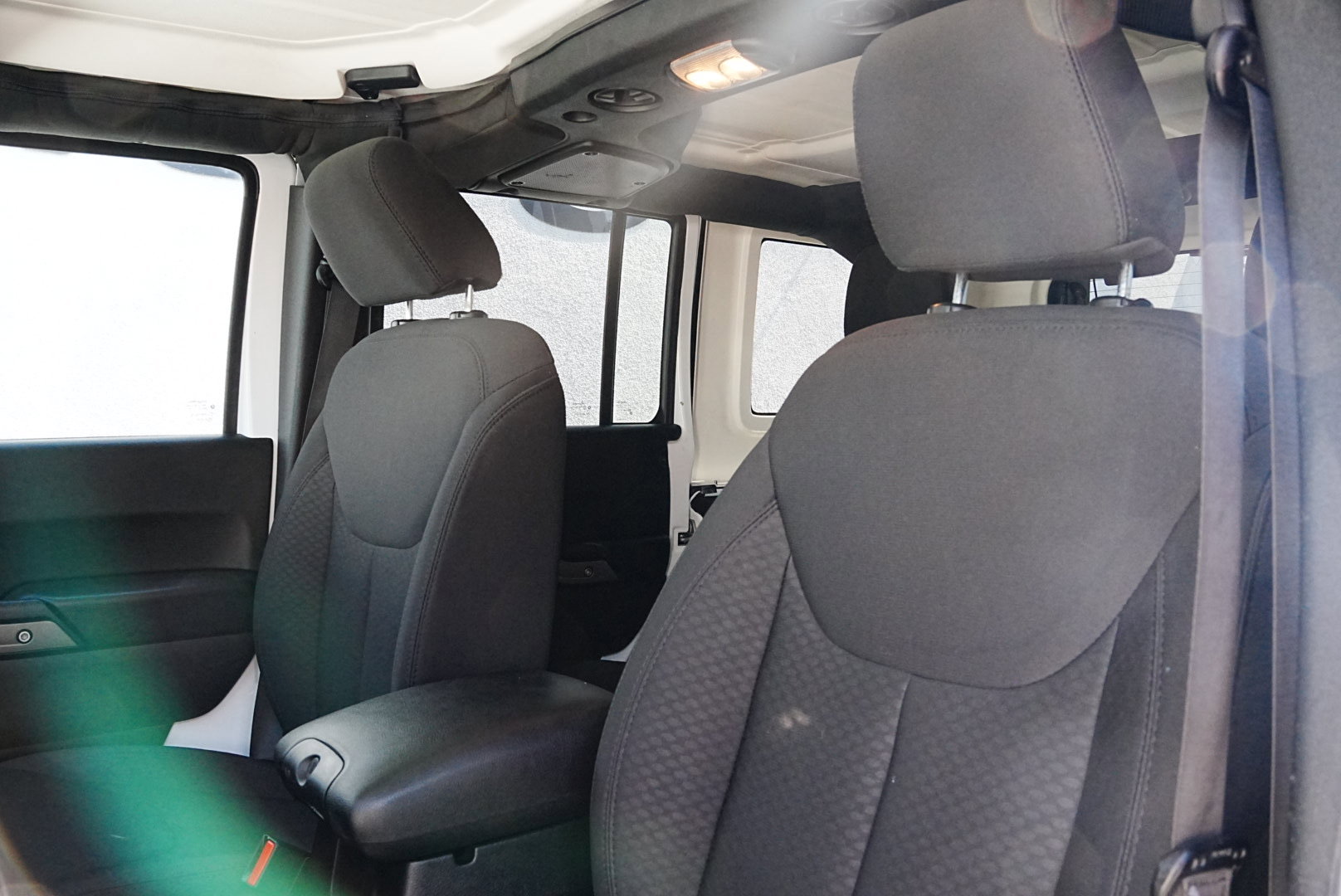 Used 2017 Jeep Wrangler Unlimited Sport w/ Quick Order Package 24S image 9