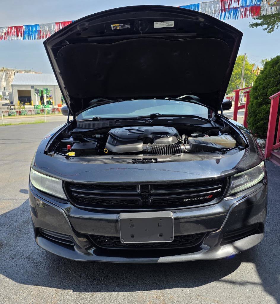 Used 2020 Dodge Charger SXT RWD image 37