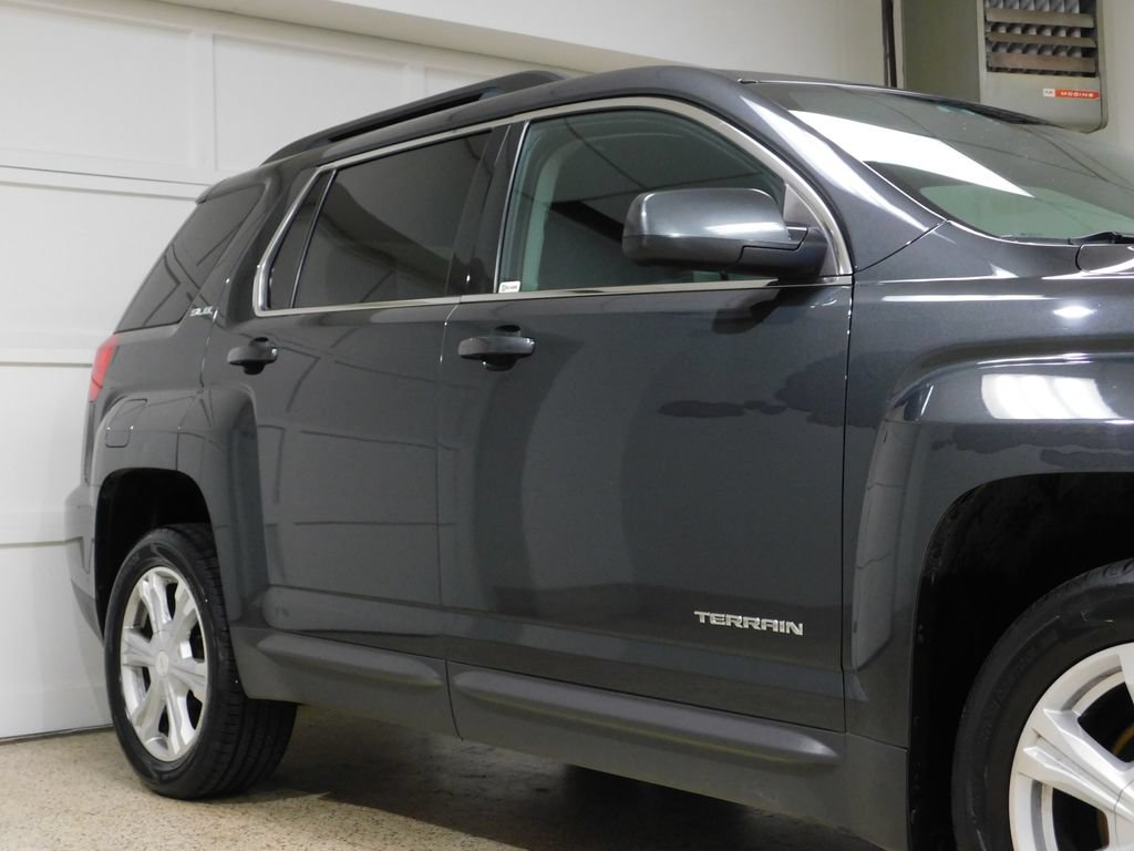 Used 2017 GMC Terrain SLE w/ Convenience Package AWD/4WD image 10
