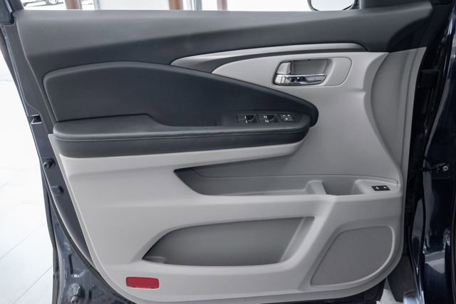 Used 2017 Honda Pilot EX-L image 8