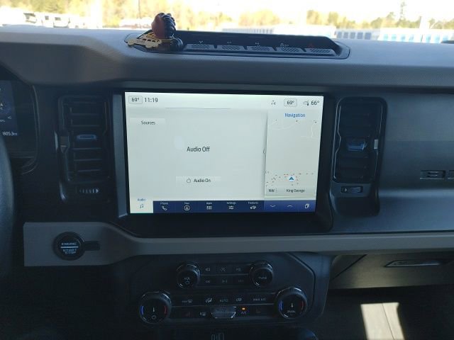 Used 2022 Ford Bronco Wildtrak image 23