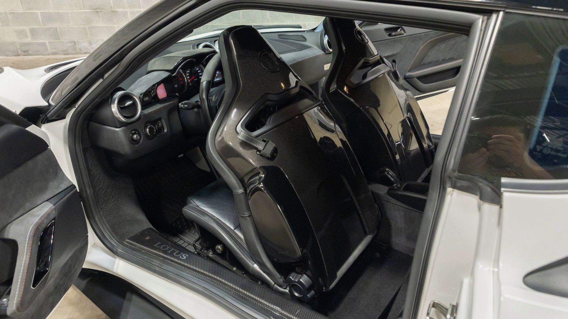 Used 2021 Lotus Evora RWD image 46