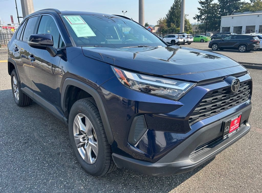 Certified 2025 Toyota RAV4 XLE AWD/4WD image 3