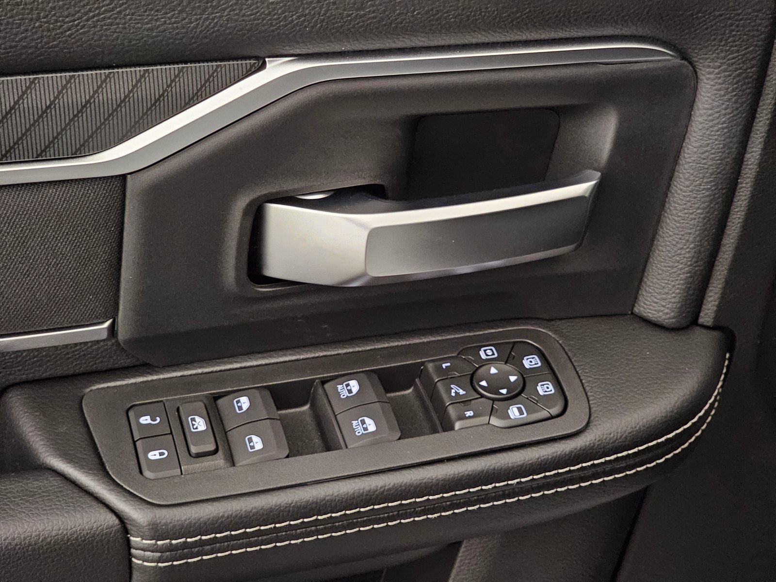 New 2026 RAM 2500 Big Horn AWD/4WD image 20