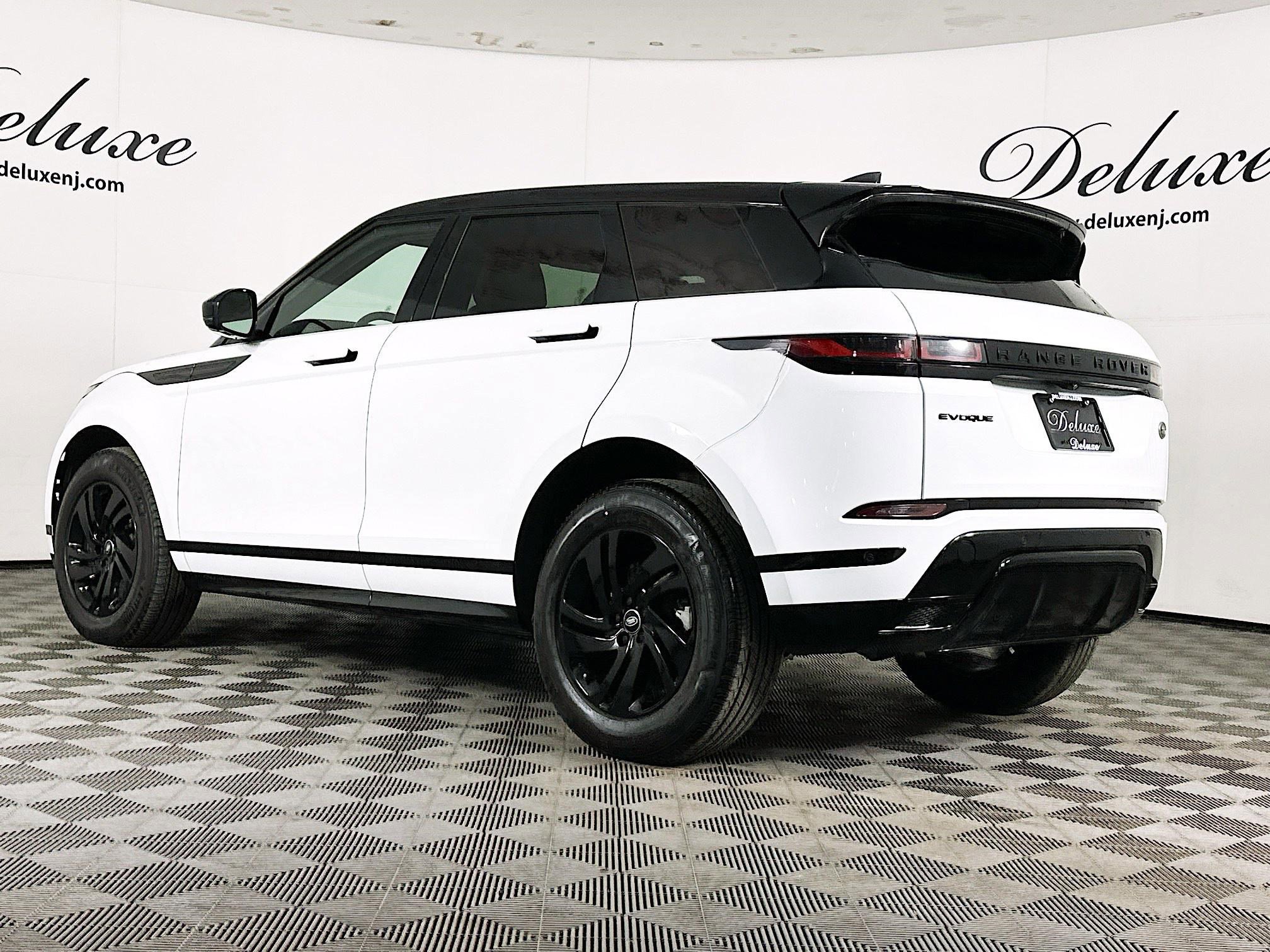 Used 2022 Land Rover Range Rover Evoque R-Dynamic S image 4