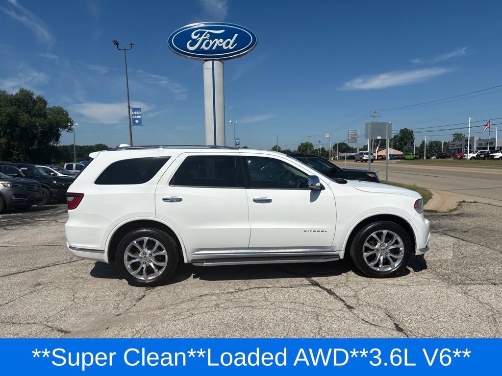 Used 2016 Dodge Durango Citadel w/ Technology Group AWD/4WD image 2