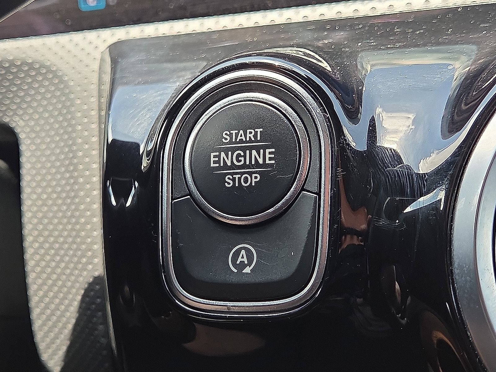 Used 2025 Mercedes-Benz CLA 250 4MATIC image 28