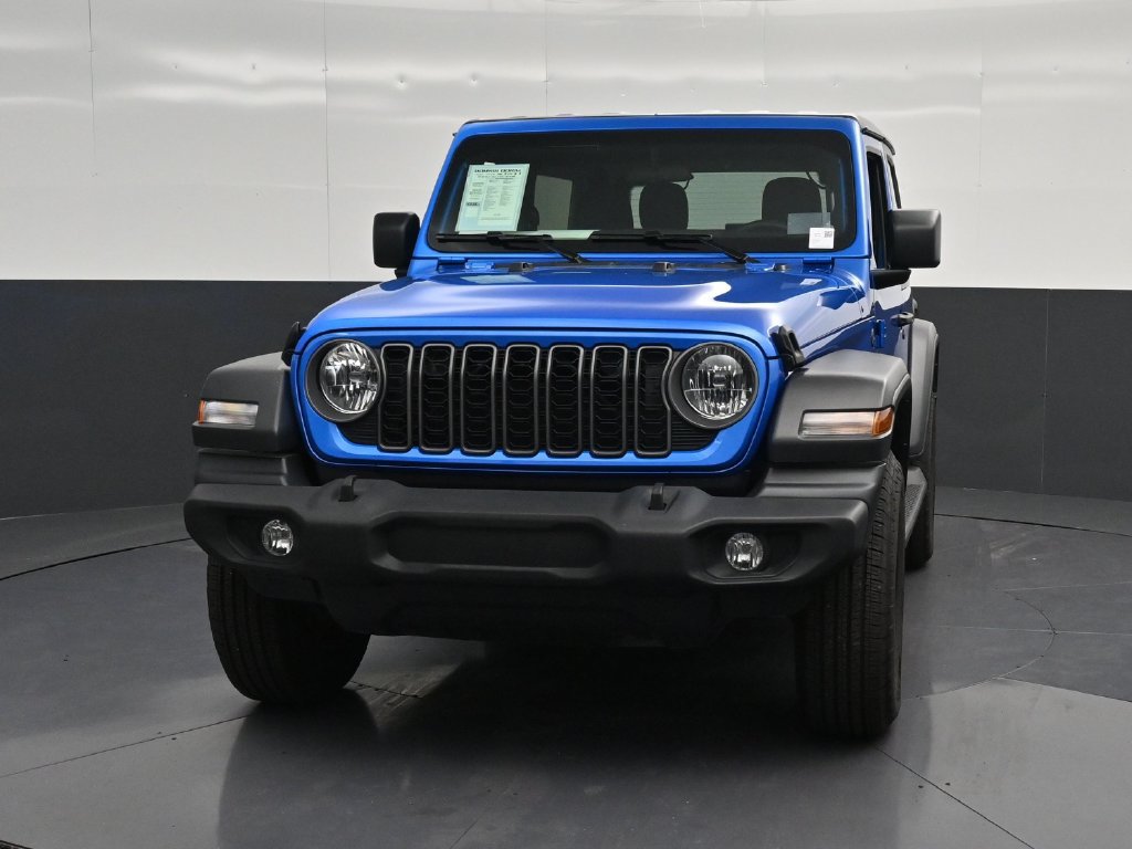 Used 2026 Jeep Wrangler Sport AWD/4WD image 6