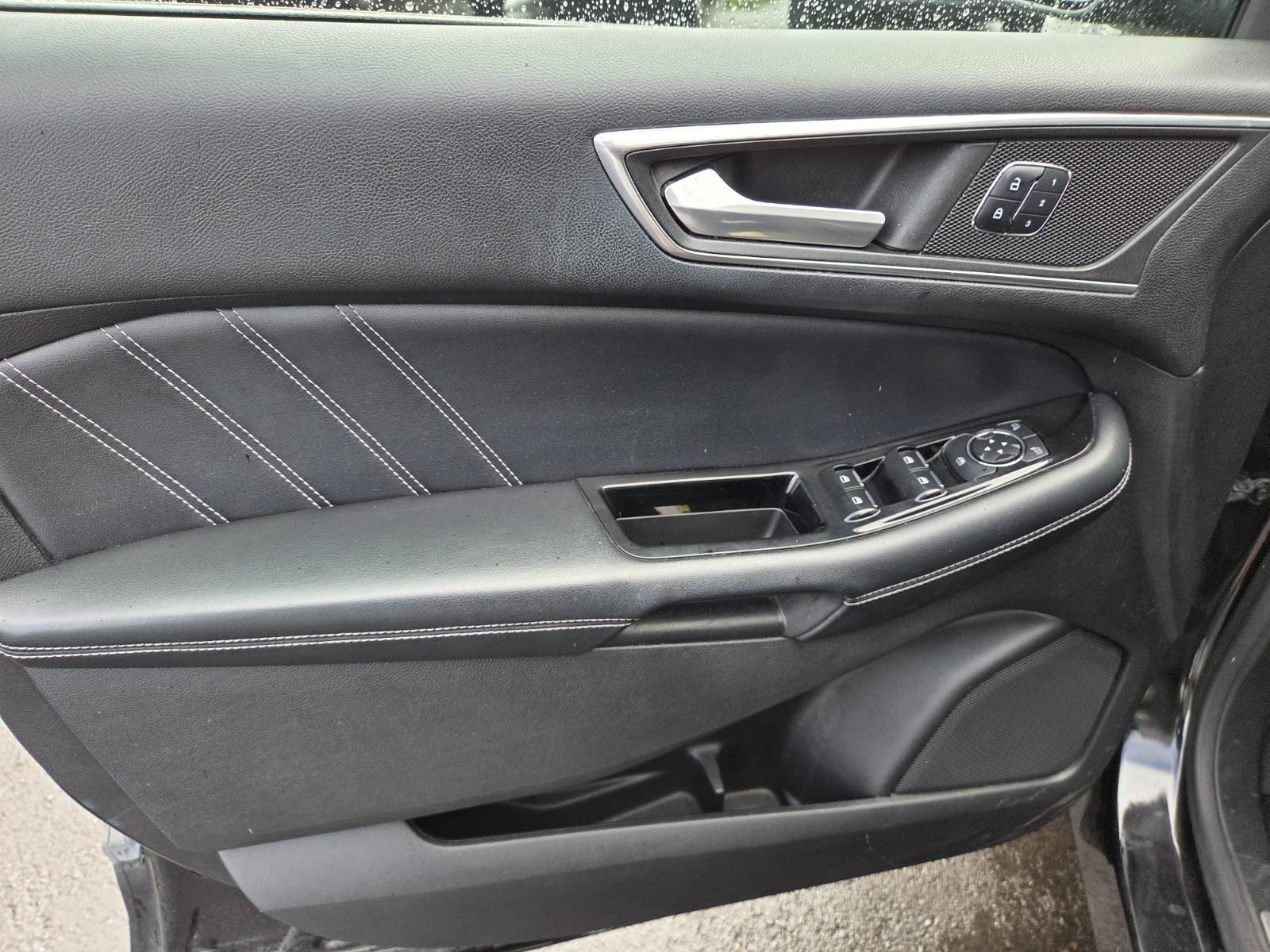 Used 2015 Ford Edge Sport w/ Equipment Group 401A FWD image 8