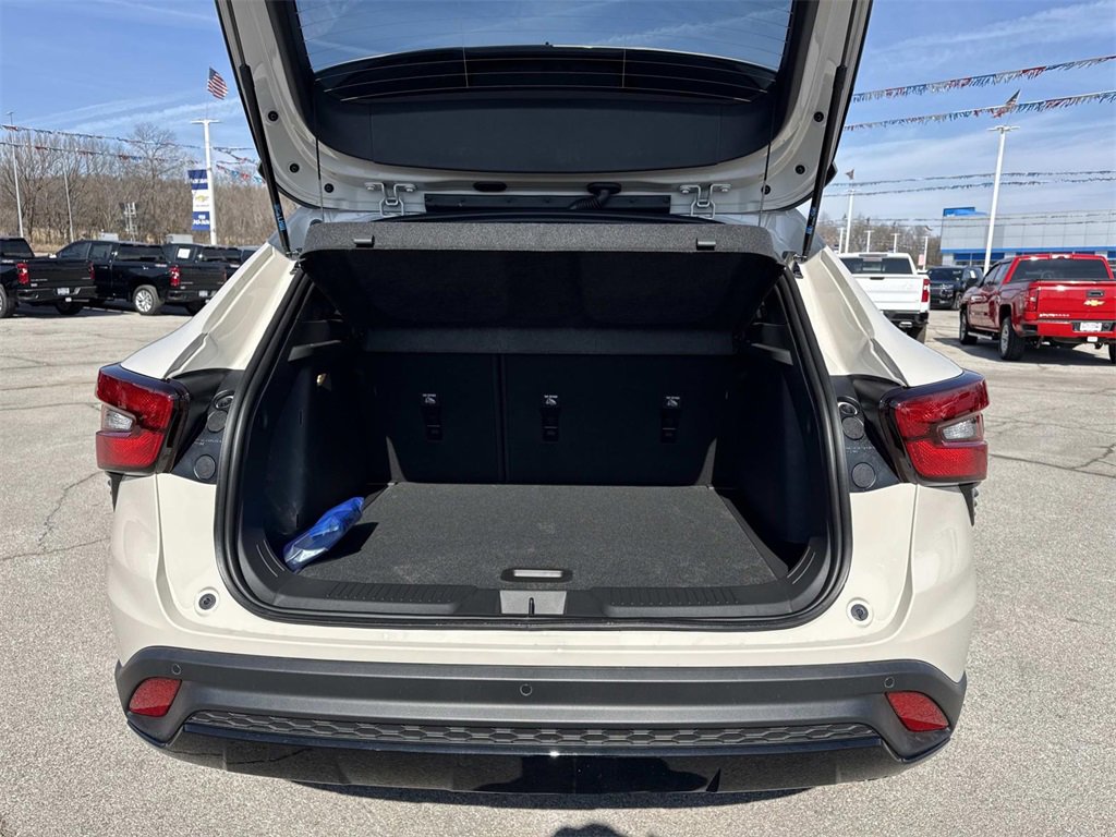 New 2026 Chevrolet Trax RS w/ Driver Confidence Package image 6