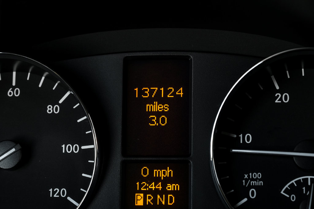 Used 2015 Mercedes-Benz Sprinter 2500 image 3
