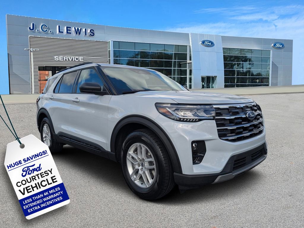 New 2026 Ford Explorer Active w/ Active Comfort Package image 1