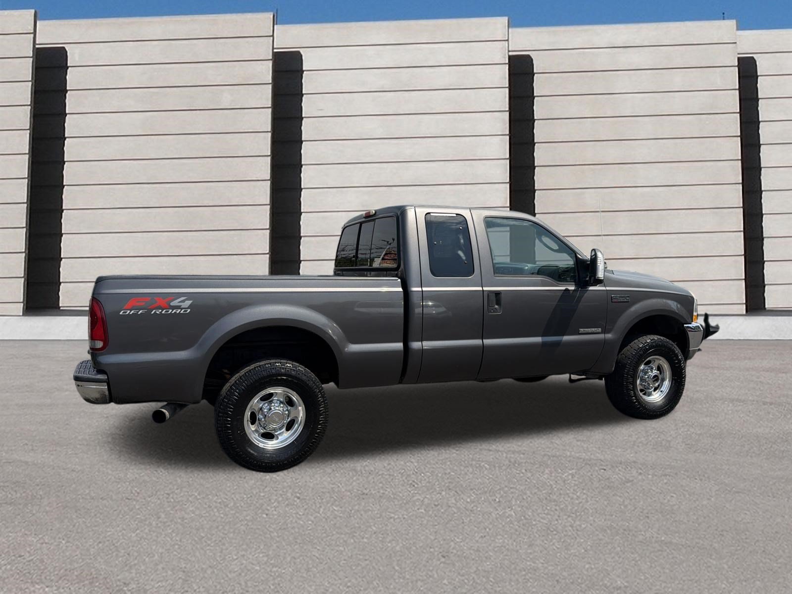 Used 2004 Ford F250 4x4 SuperCab Super Duty image 6