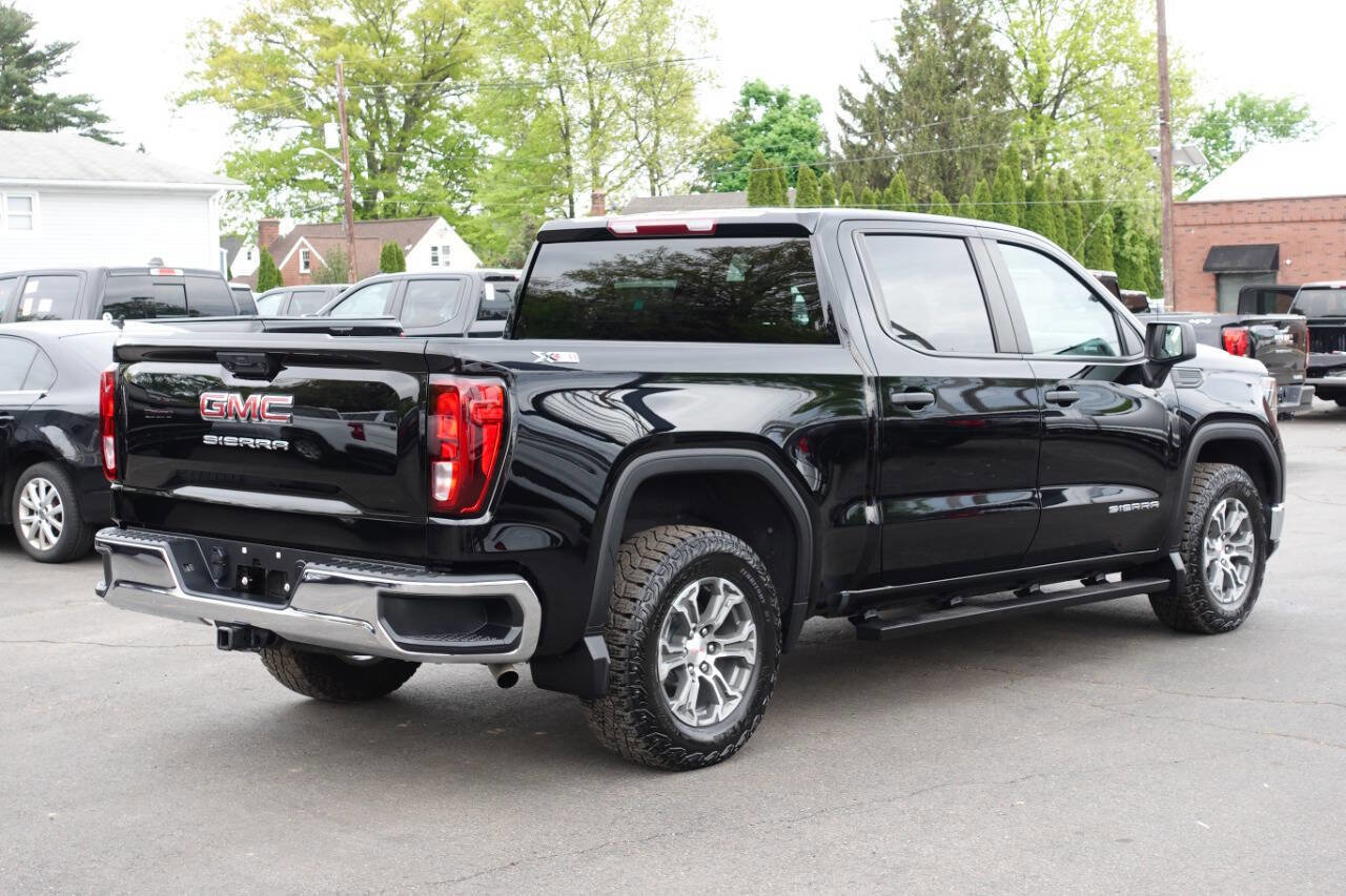 Used 2024 GMC Sierra 1500 Pro w/ Pro Value Package AWD/4WD image 4